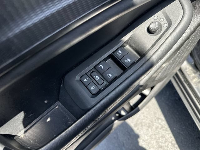 Used 2023 Jeep Grand Cherokee L Laredo w/ Luxury Tech Group I AWD/4WD image 17