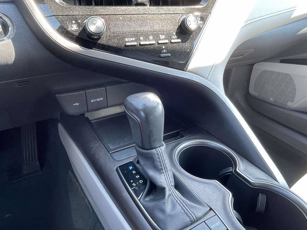Used 2024 Toyota Camry SE w/ Convenience Package FWD image 40