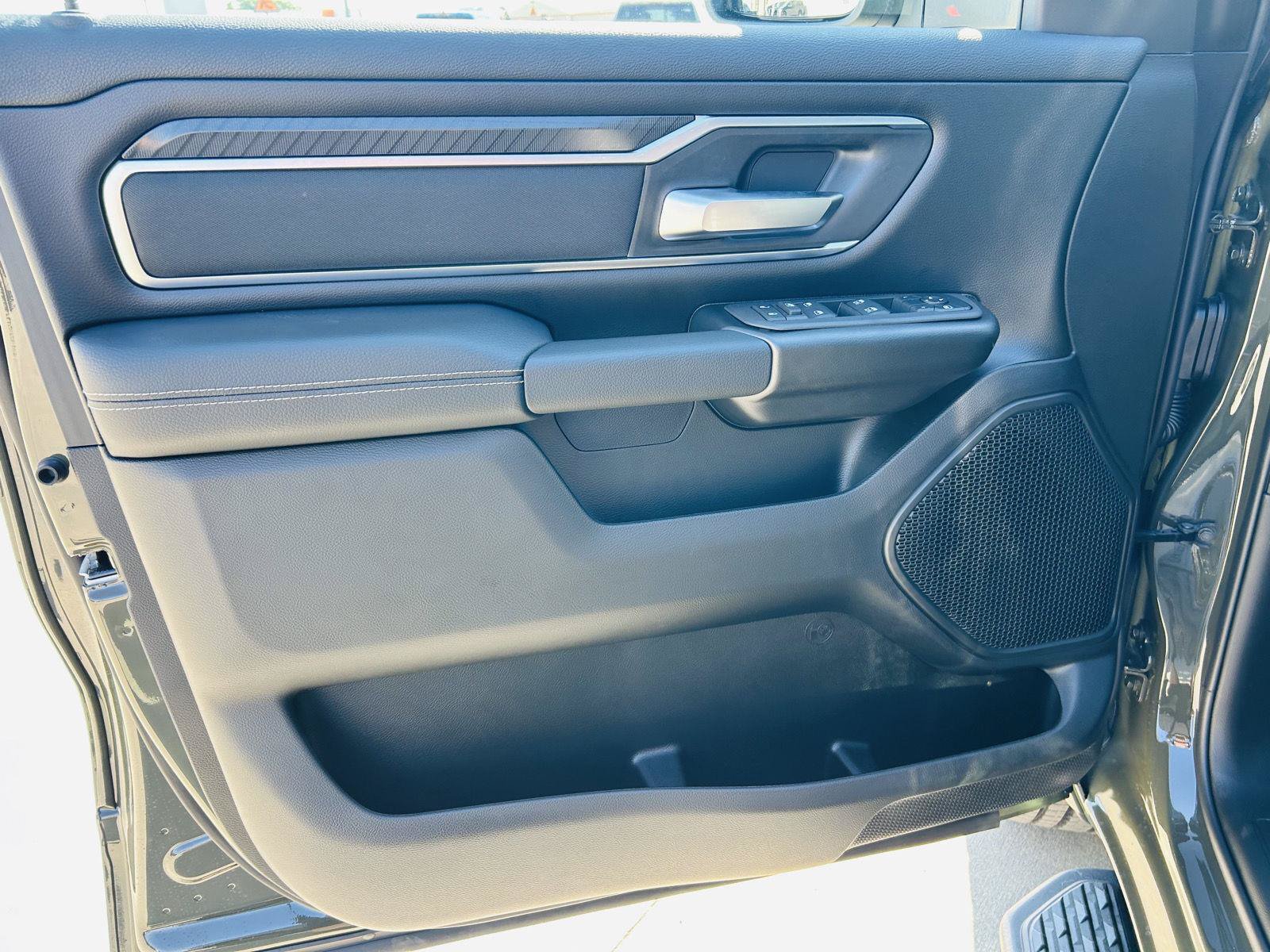 New 2027 RAM 1500 Big Horn AWD/4WD image 15