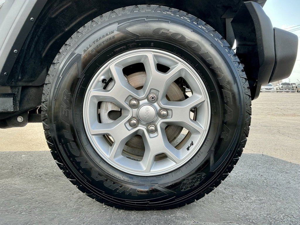 Used 2021 Jeep Wrangler Unlimited Islander image 20