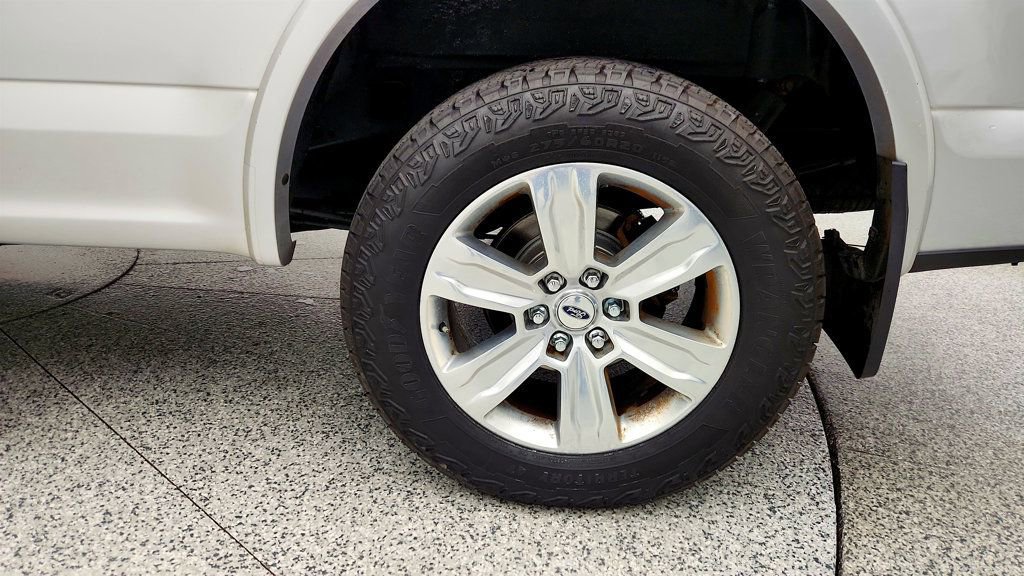 Used 2016 Ford F150 Platinum w/ Technology Package AWD/4WD image 9