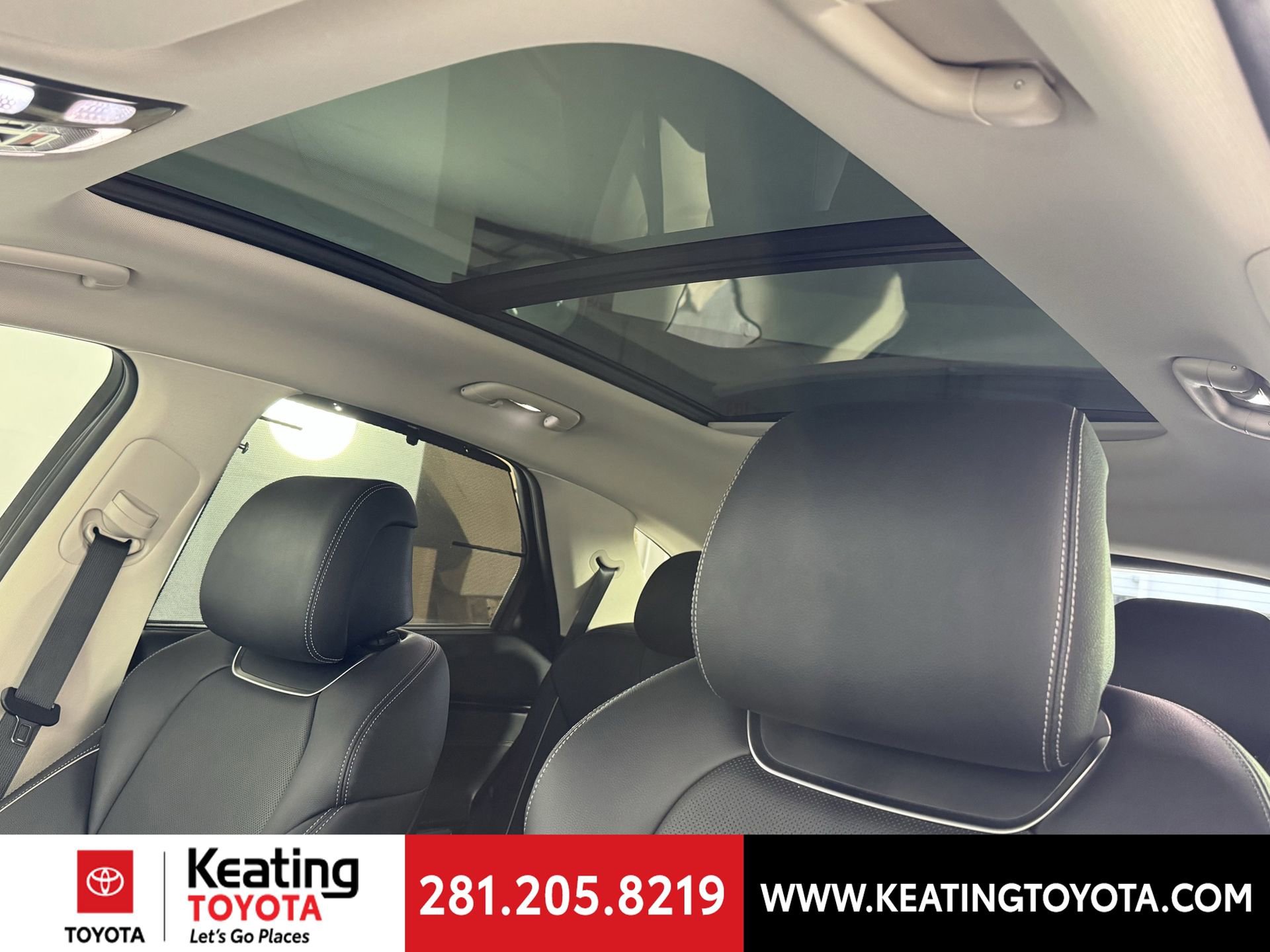 Used 2023 Genesis GV70 2.5T w/ Advanced Package image 20