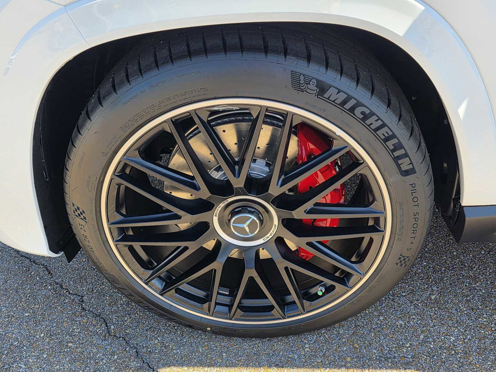 New 2026 Mercedes-Benz GLS 63 AMG 4MATIC image 28