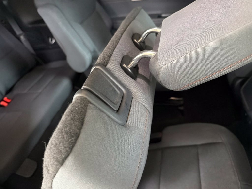 Used 2025 Ford Explorer Active RWD image 32
