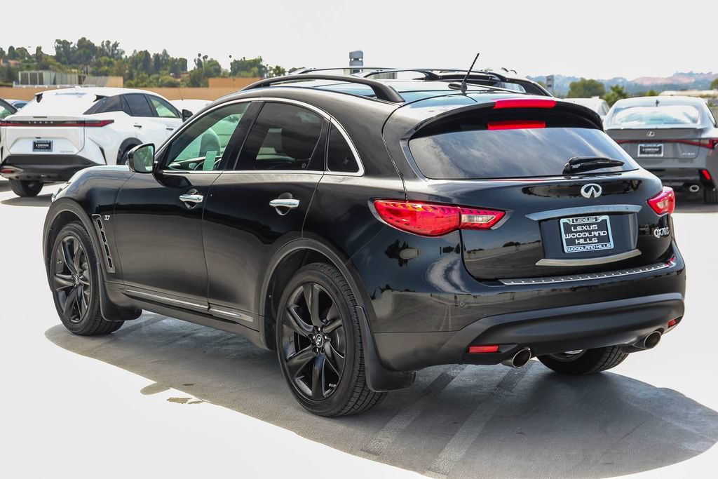Used 2017 INFINITI QX70 2WD w/ Premium Package image 6
