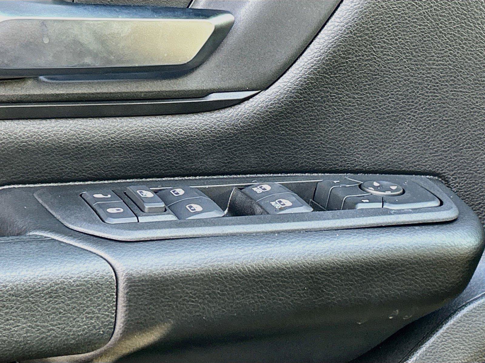 New 2026 RAM 1500 Express AWD/4WD image 23