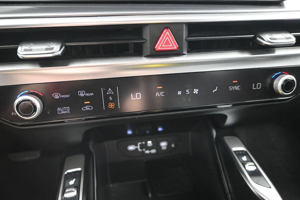 Certified 2026 Kia Sorento EX AWD/4WD image 20