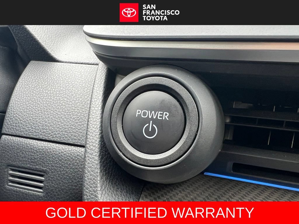 Certified 2025 Toyota Prius XLE FWD image 24