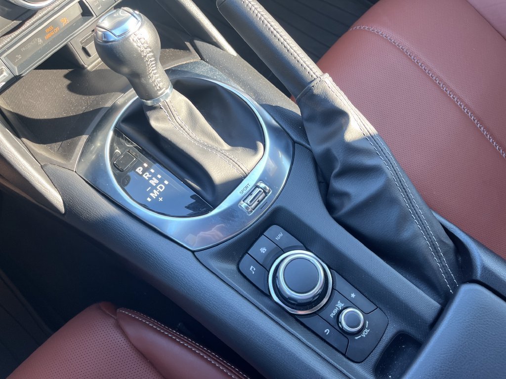 Used 2023 MAZDA MX-5 Miata Grand Touring RWD image 22