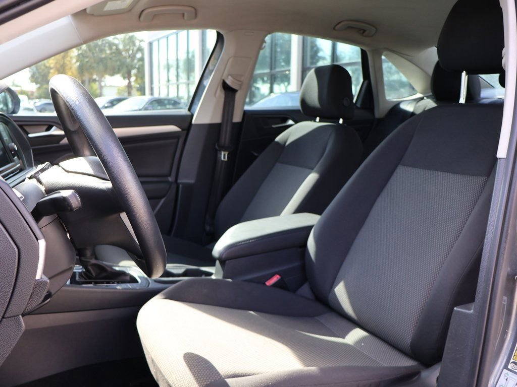 Used 2019 Volkswagen Jetta S w/ Driver Assistance Package image 22