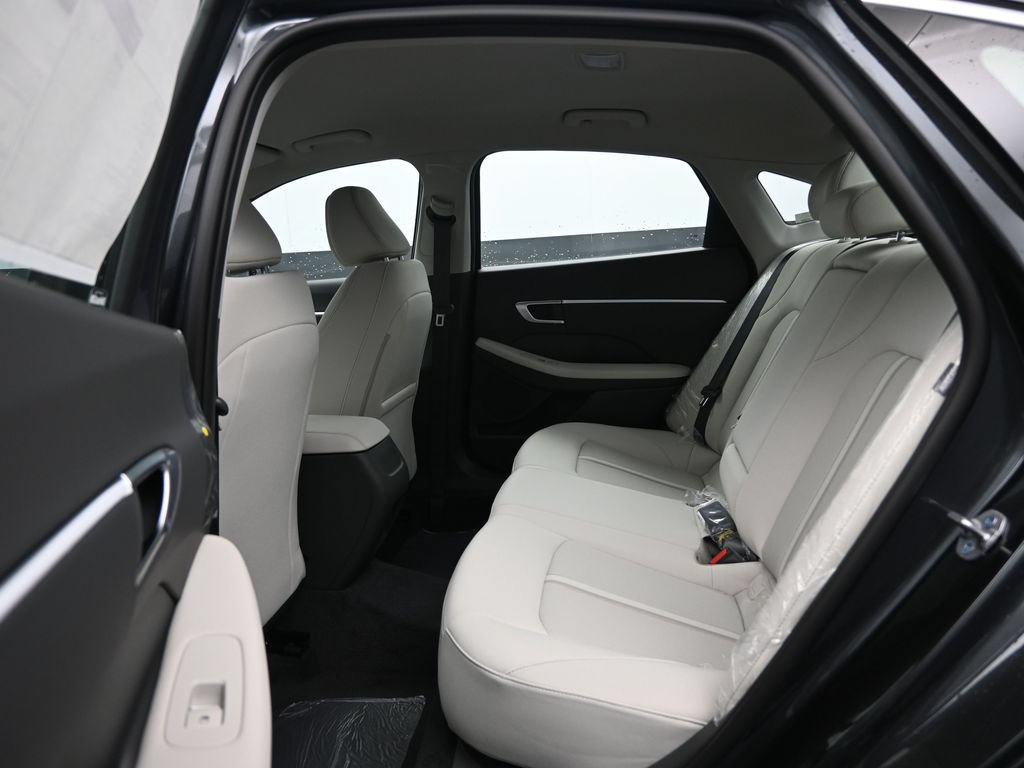New 2026 Hyundai Sonata SEL FWD image 29