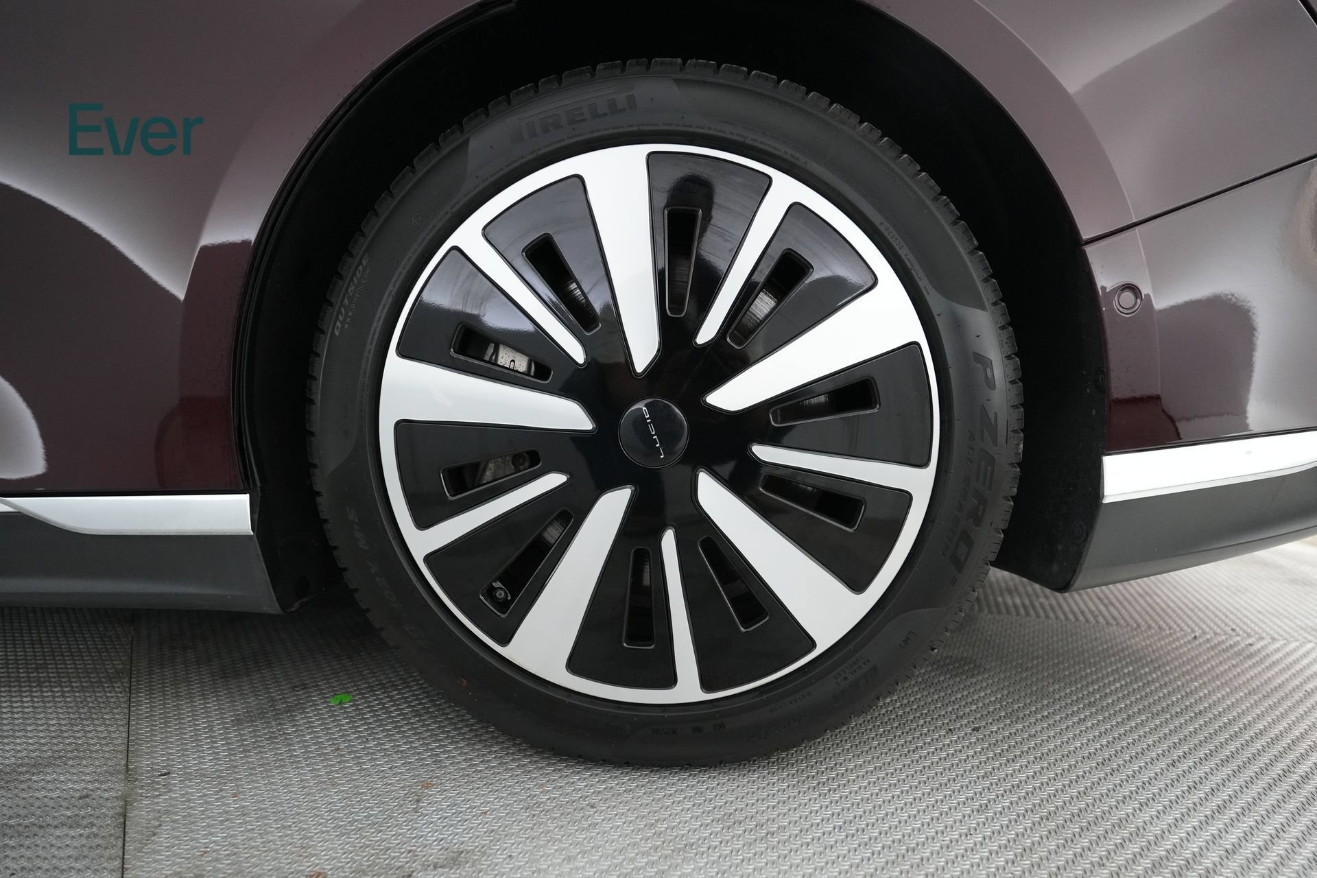 Used 2023 Lucid Air Pure RWD image 9