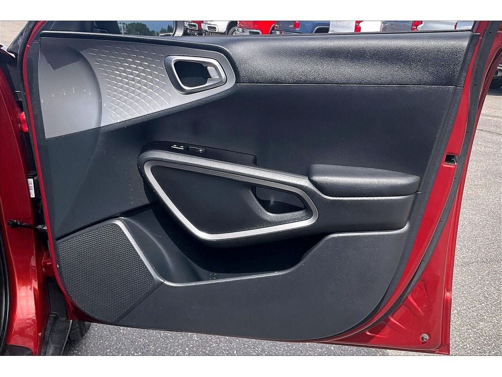 Used 2022 Kia Soul LX w/ Technology Package FWD image 26