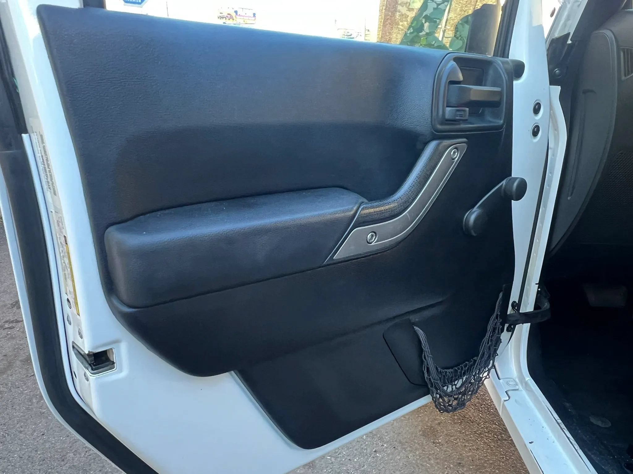 Used 2014 Jeep Wrangler Sport w/ Connectivity Group AWD/4WD image 11