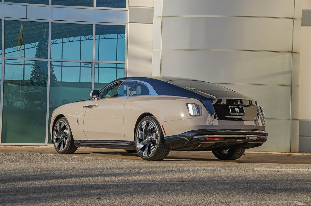 New 2026 Rolls-Royce Spectre Base image 14