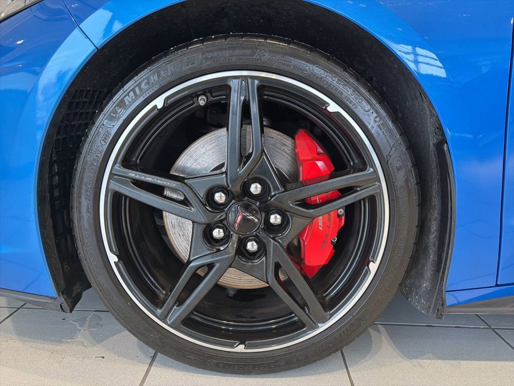 Used 2024 Chevrolet Corvette Stingray Premium Conv w/ Z51 Performance Package image 8