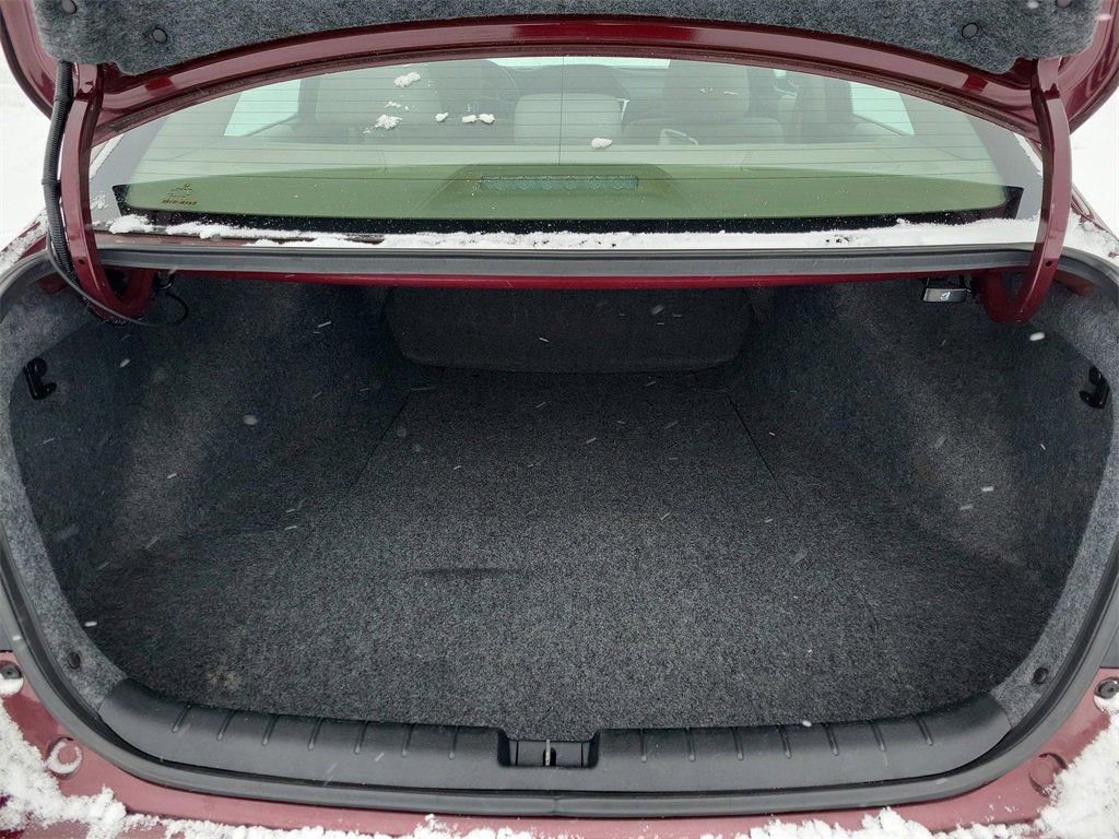 Used 2017 Honda Accord LX image 7