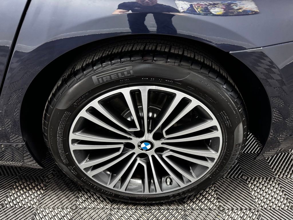 Used 2017 BMW 540i image 20