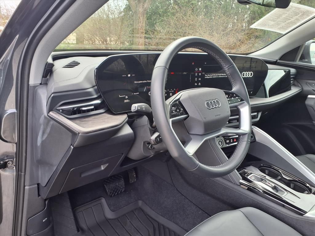 Used 2025 Audi Q5 Premium w/ Convenience Package AWD/4WD image 11