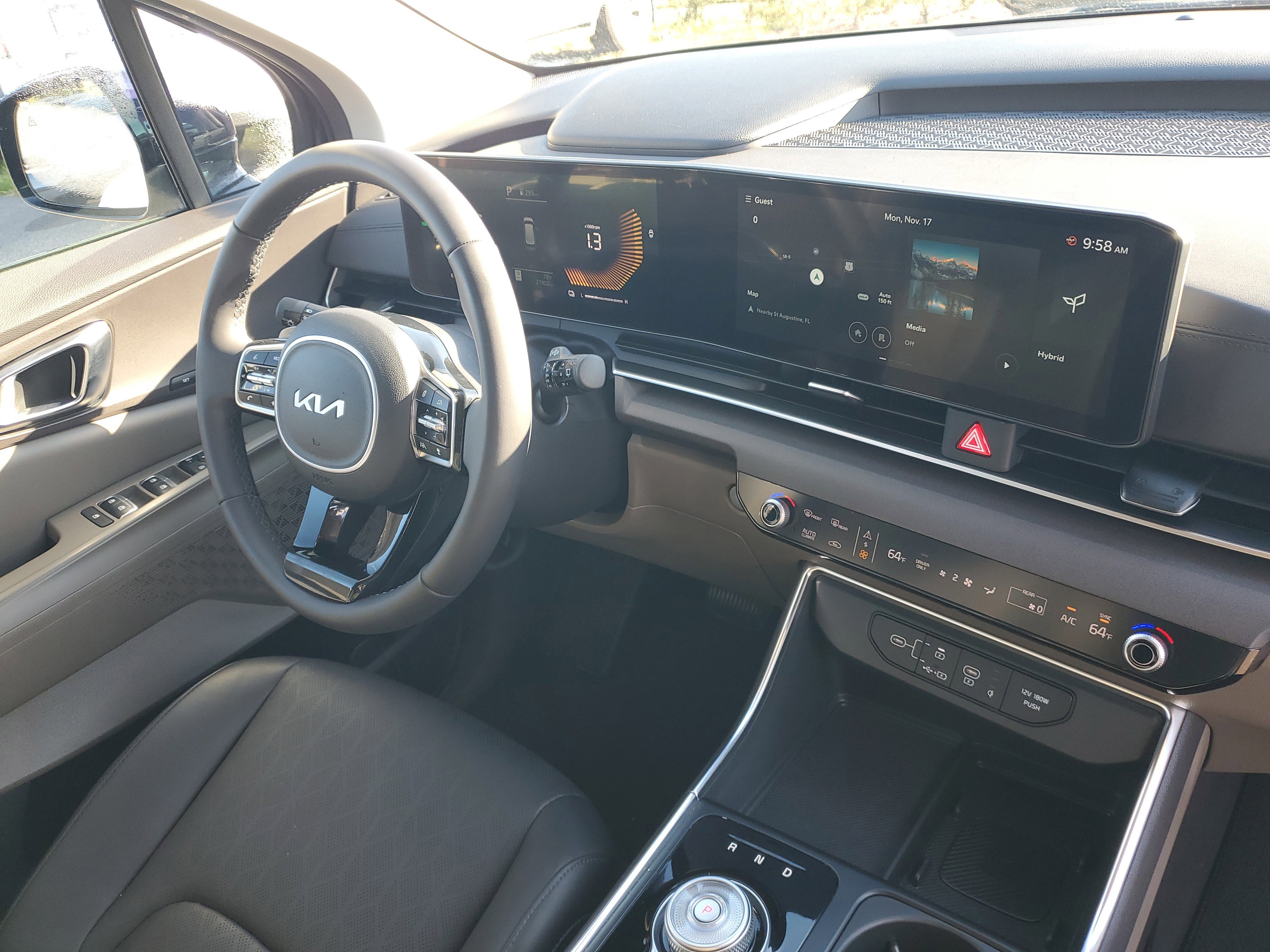 Certified 2025 Kia Carnival EX image 8