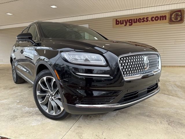 Used 2023 Lincoln Nautilus Reserve w/ Equipment Group 201A image 2