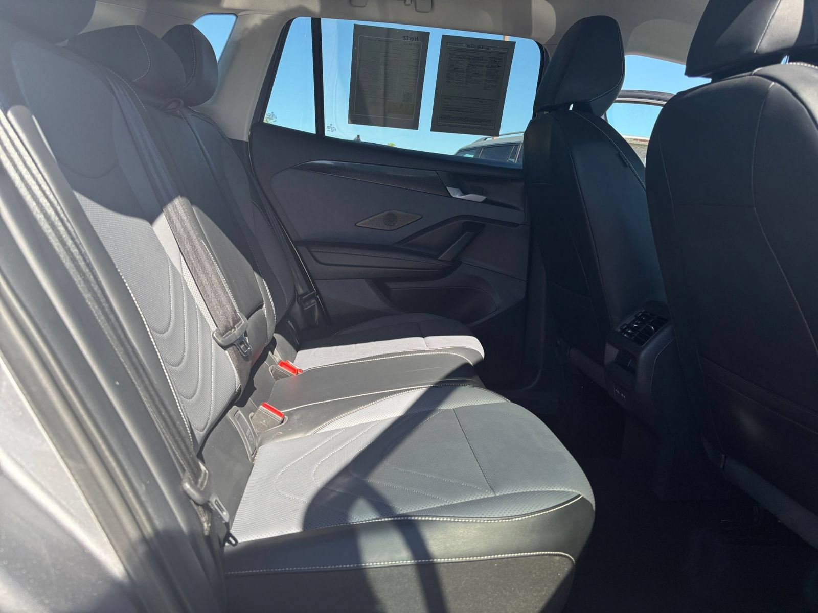 Used 2026 Volkswagen Tiguan SE AWD/4WD image 28