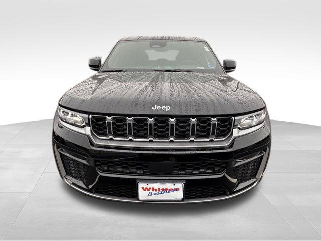 Used 2025 Jeep Wagoneer Series III w/ Premium Group I AWD/4WD image 12