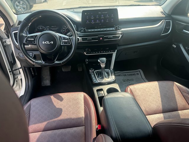 Used 2023 Kia Seltos SX image 19