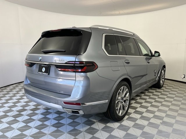 New 2026 BMW X7 xDrive40i w/ Premium Package image 7