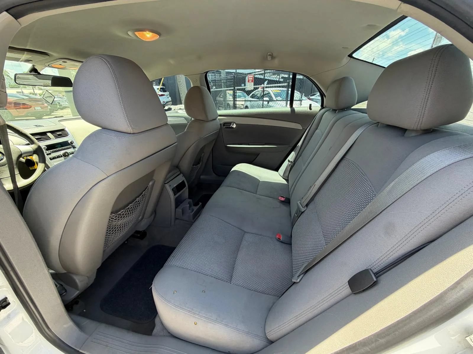 Used 2010 Chevrolet Malibu LS FWD image 23