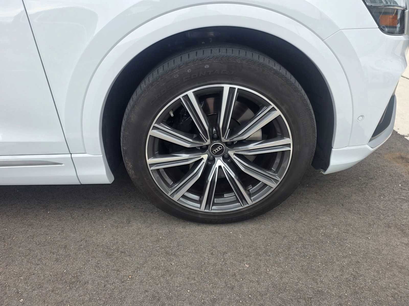 Used 2023 Audi SQ8 Premium Plus w/ Executive Package AWD/4WD image 12