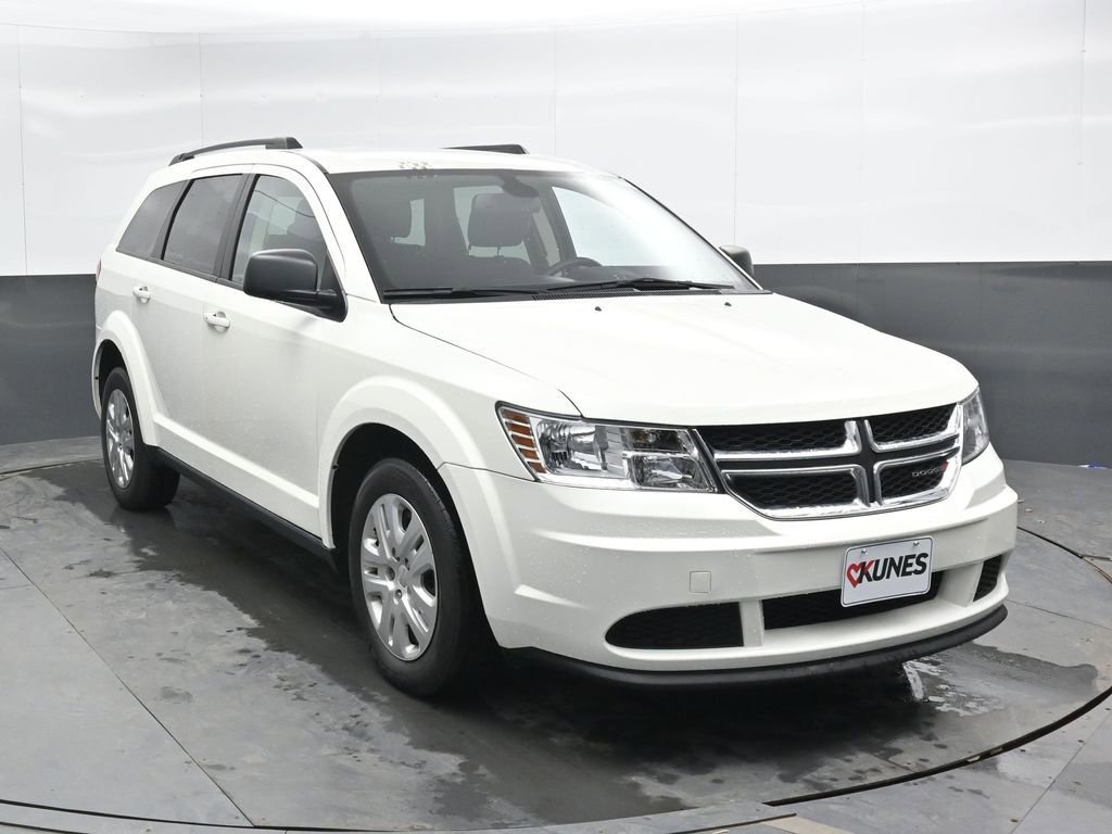 Used 2020 Dodge Journey SE image 4