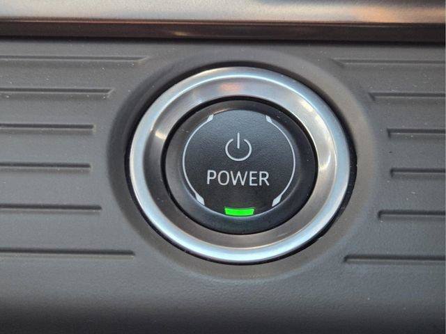 Certified 2025 GMC Hummer EV 3X AWD/4WD image 30