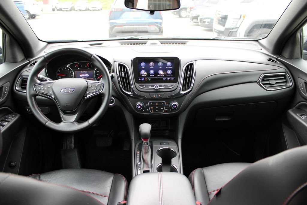 Used 2022 Chevrolet Equinox RS w/ RS Leather Package AWD/4WD image 43