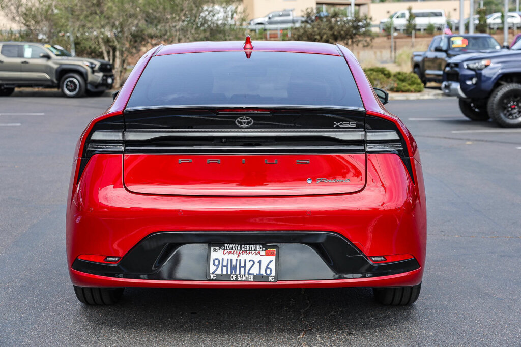 Certified 2023 Toyota Prius Prime FWD image 24