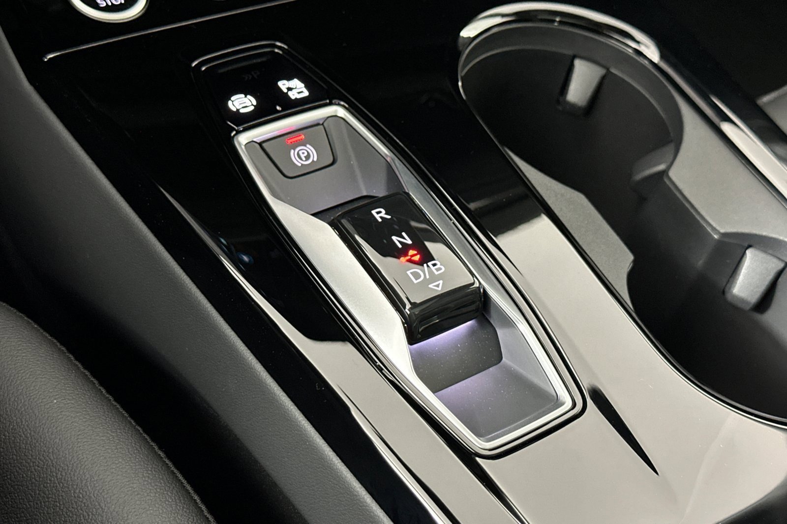 New 2025 Audi Q6 e-tron Premium AWD/4WD image 21