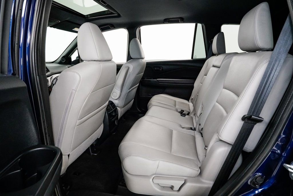 Used 2023 Honda Passport EX-L image 24