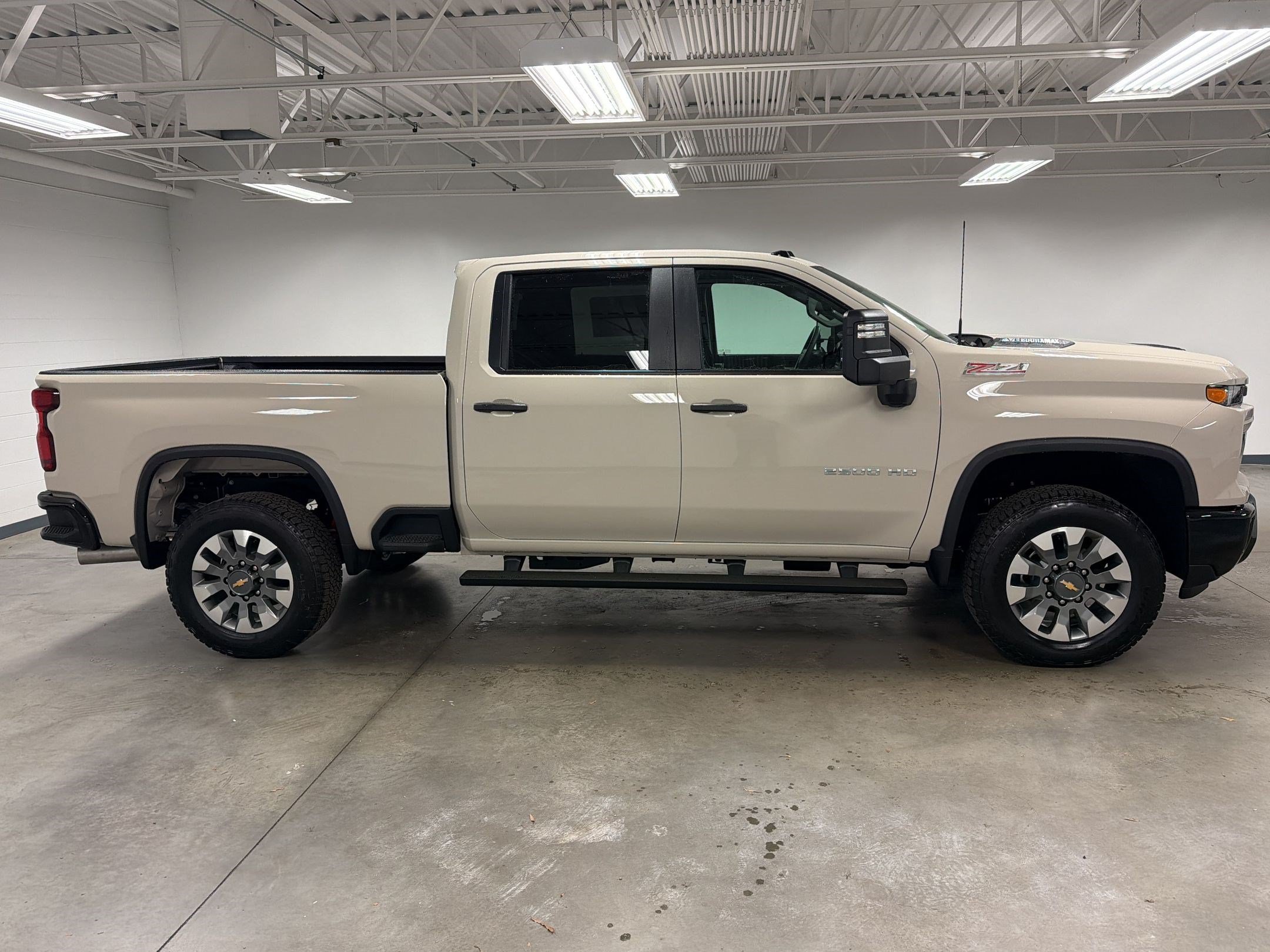 New 2026 Chevrolet Silverado 2500 Custom w/ Custom Value Package AWD/4WD image 6