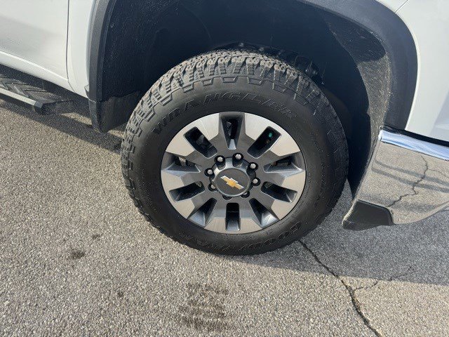Used 2025 Chevrolet Silverado 2500 LT w/ All Star Edition image 43