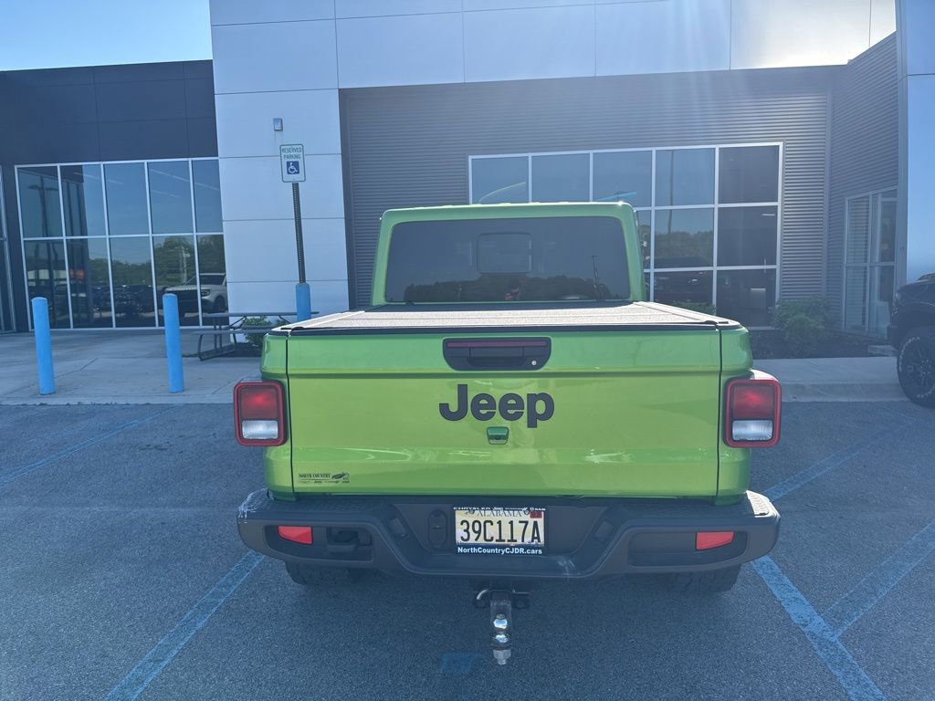 Used 2025 Jeep Gladiator Sport w/ Premium Package image 8