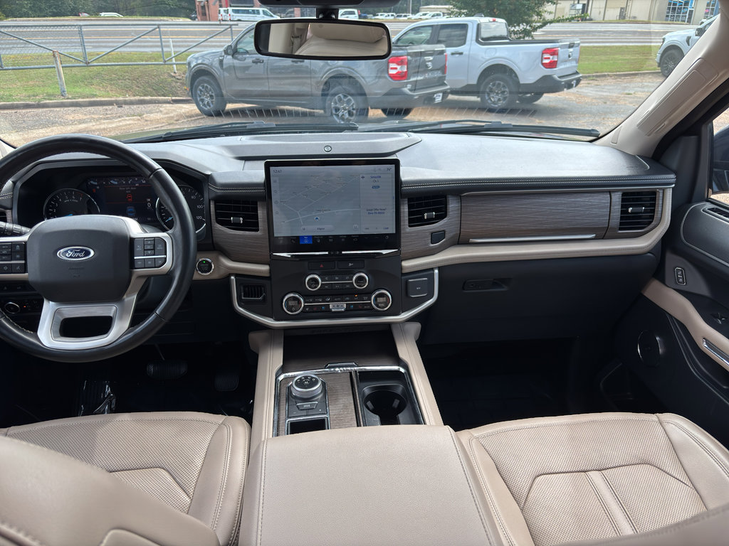 Used 2023 Ford Expedition Max Limited image 21