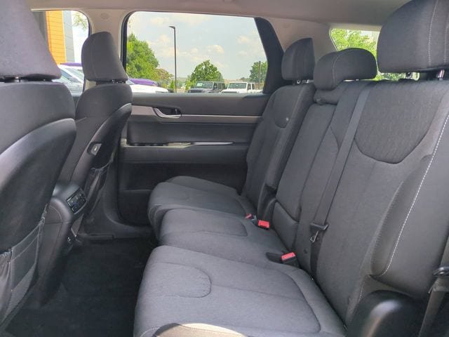 Used 2022 Hyundai Palisade SE AWD/4WD image 14
