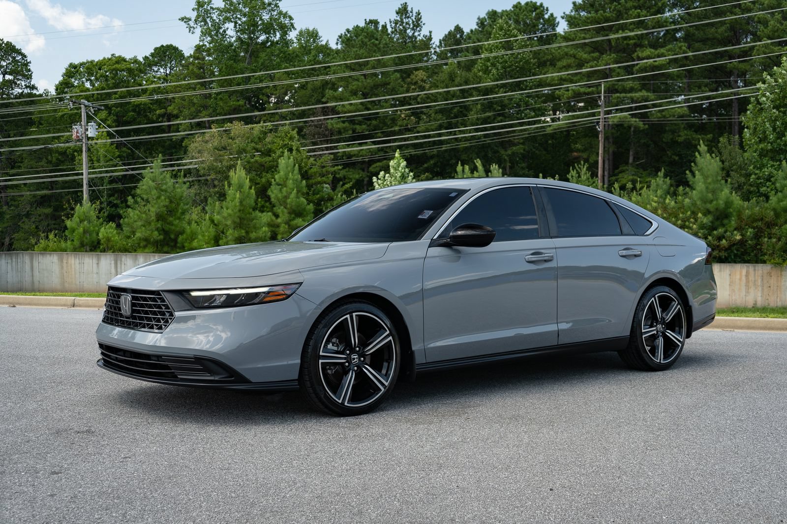 Used 2023 Honda Accord Sport image 3