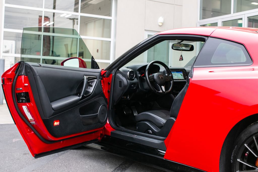 Used 2023 Nissan GT-R Premium w/ Floor Mat Package image 26