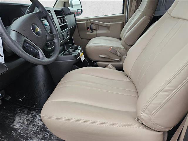 New 2025 Chevrolet Express 2500 w/ Driver Convenience Package image 10