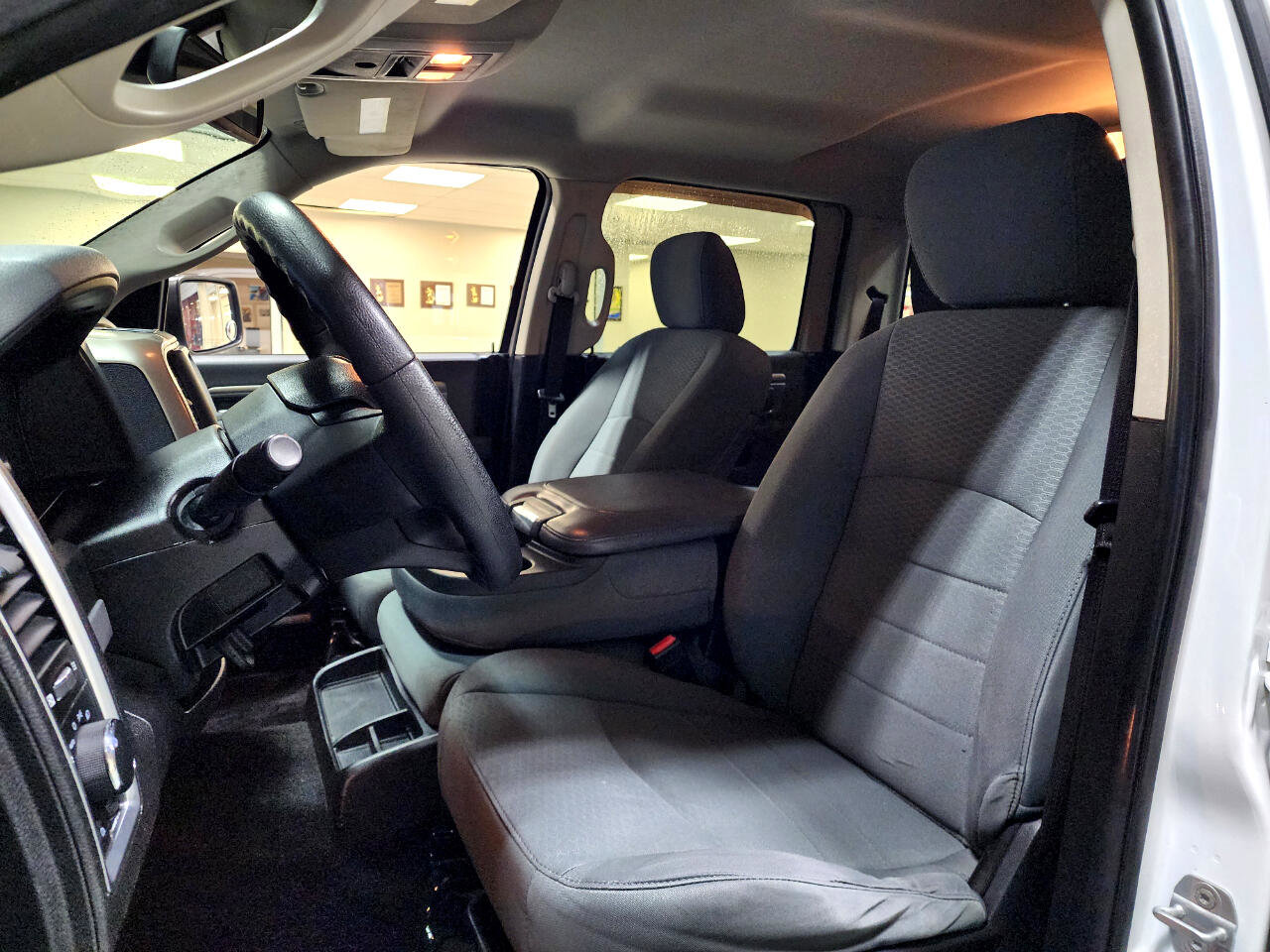 Used 2013 RAM 1500 Classic SLT w/ Premium Display Pkg image 15