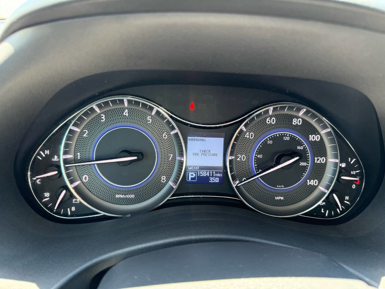 Used 2013 INFINITI QX56 2WD w/ Deluxe Touring Pkg image 28