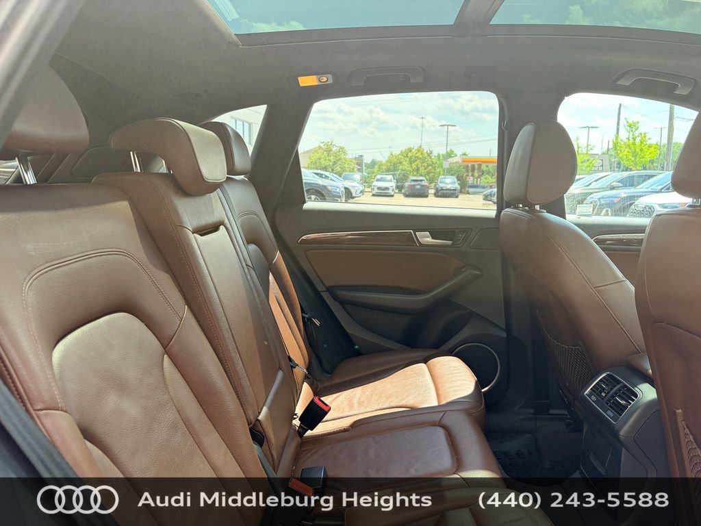 Used 2016 Audi Q5 2.0T Premium Plus w/ Technology Package AWD/4WD image 28