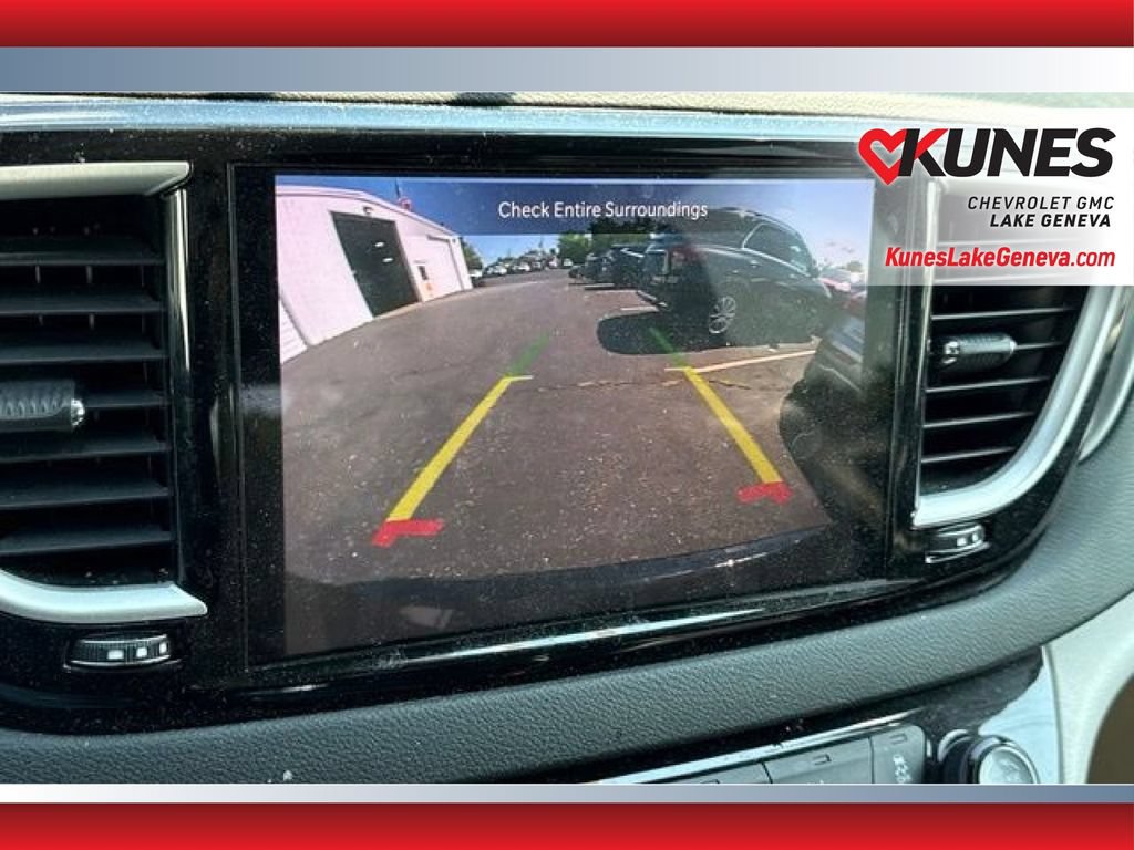 Used 2023 Chrysler Pacifica Touring-L FWD image 21