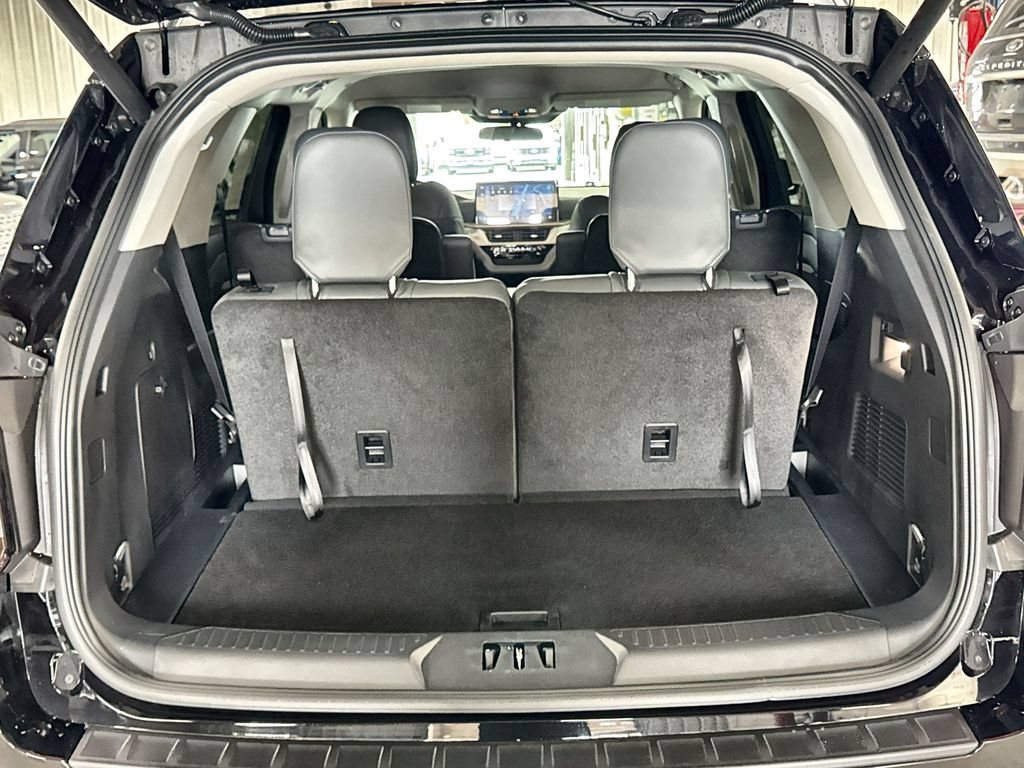 New 2026 Ford Explorer Active w/ Active Comfort Package AWD/4WD image 29
